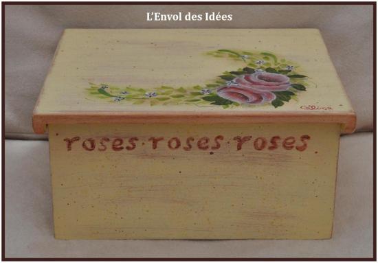 coffret-roses-anciennes-de-cote.jpg